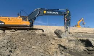 Разработка грунта под коллекторы в Лесозаводске от 2628 руб. – 2Землекопа-Лсз