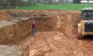 Выкопать котлован под фундамент в Лесозаводске - от 2628 руб. | 2Землекопа-Лсз